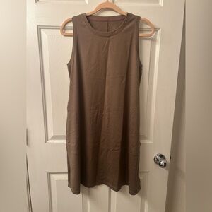 Woolx NWOT Women's Crew Neck Sleeveless Dress in Medium